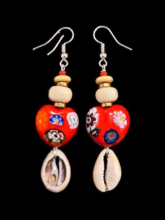 RedOrangeHeart Cowrie